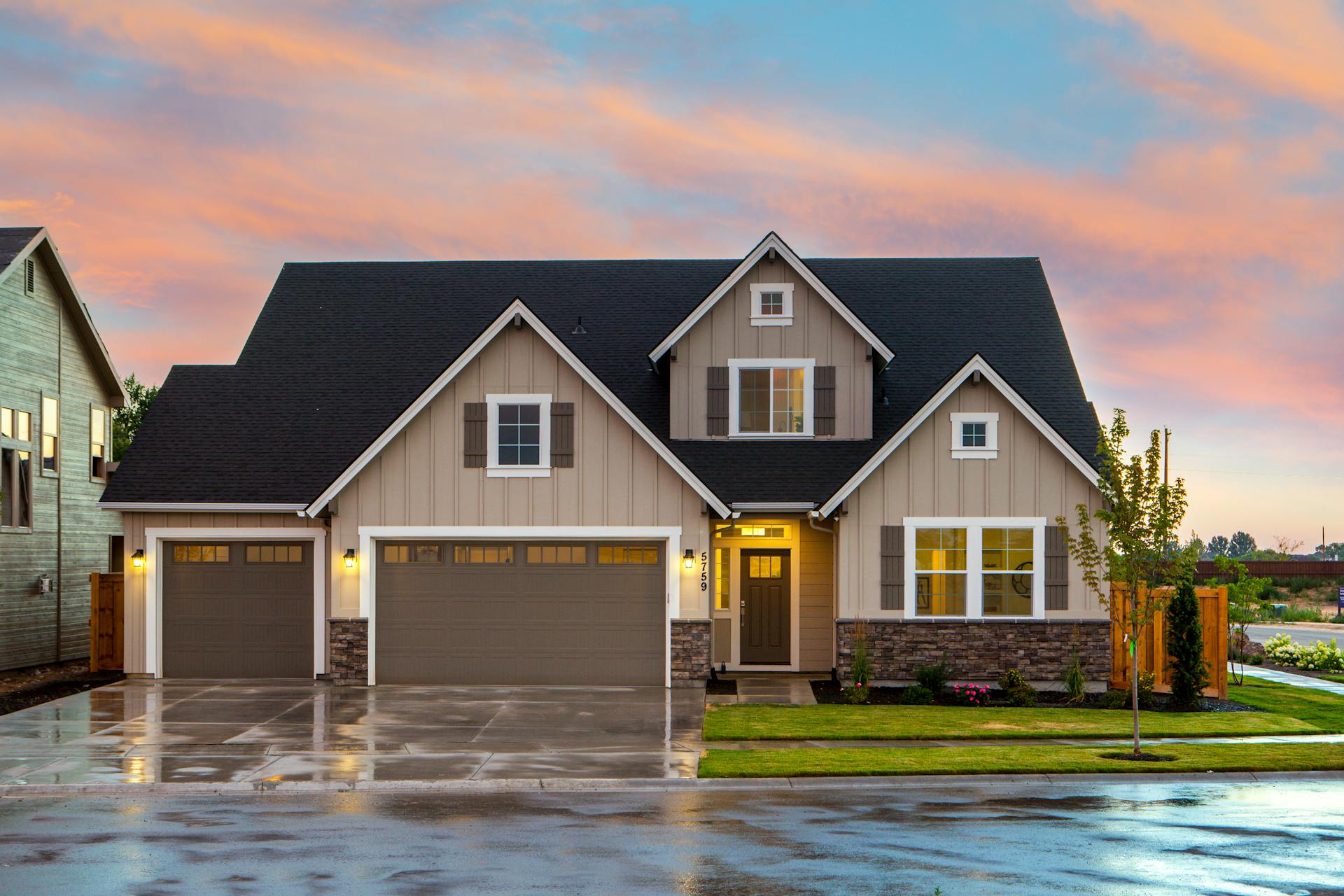 How Bulk Mailing Discounts Can Significantly Reduce Your Real Estate Marketing Expenses - StringLabs