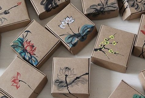 Painted floral pattern paper box